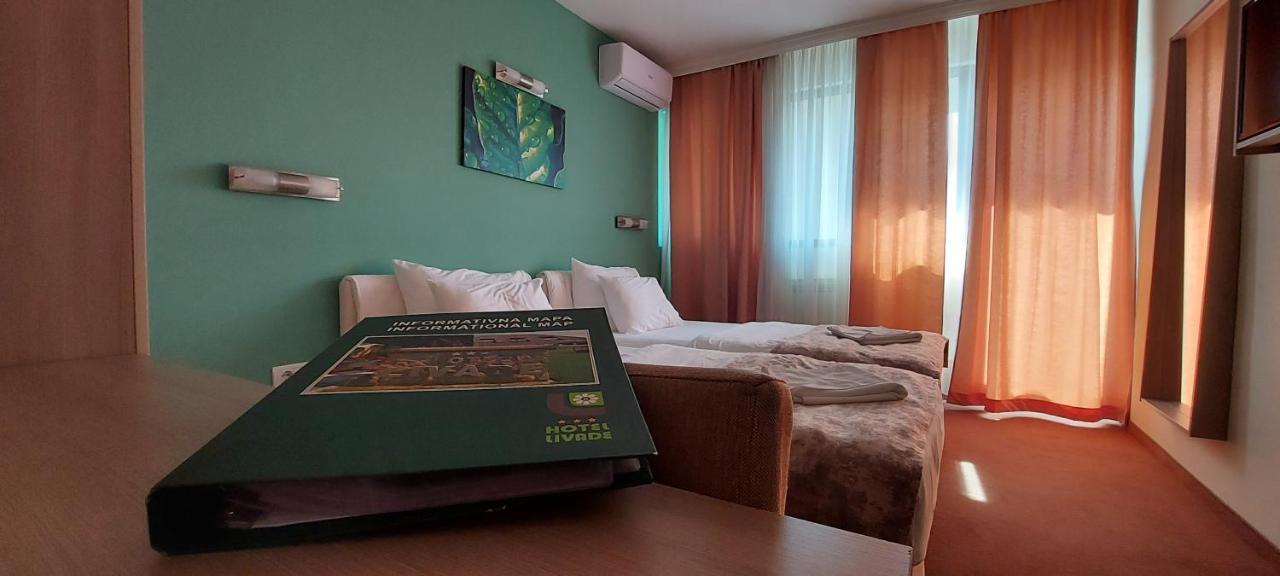 Hotel Livade Čačak Exteriör bild