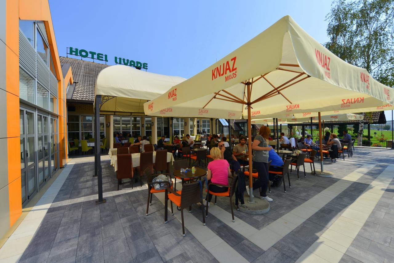 Hotel Livade Čačak Exteriör bild